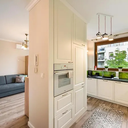 Prestige Verdant Apartment Warsaw Exterior photo
